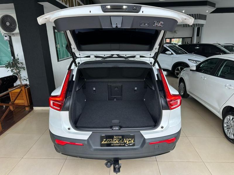 Volvo XC40 T 5 R Design 1.5 Fwd (híbrido) - foto 8