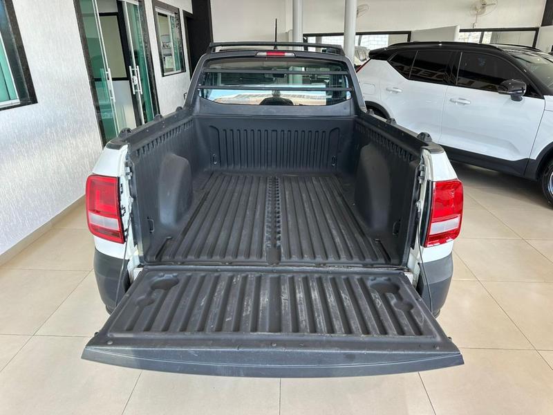 Volkswagen Saveiro Robust 1.6 Total Flex 8V - foto 7