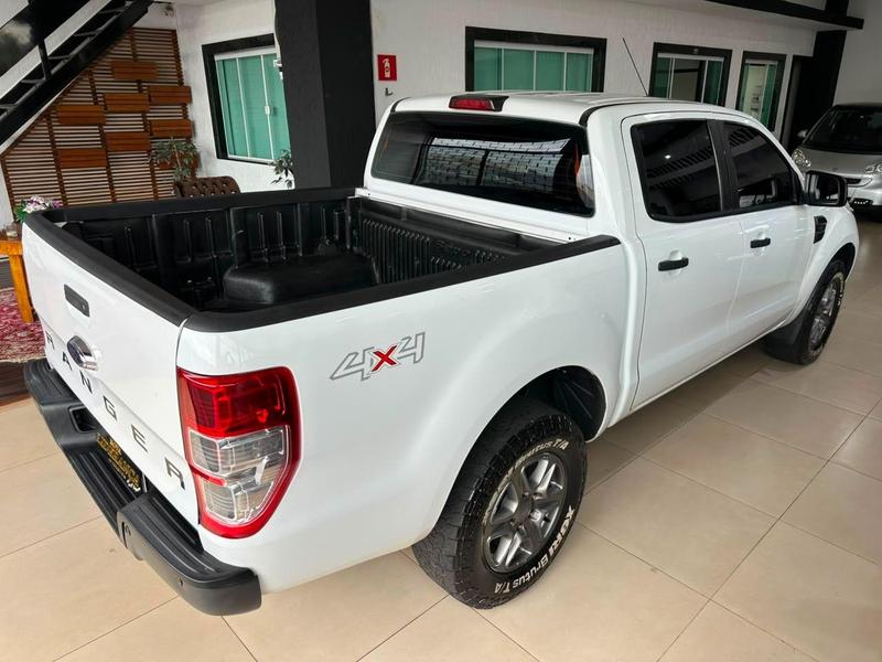 Ford Ranger Xls 2.2 4X4 Cd Diesel Mec. - foto 6