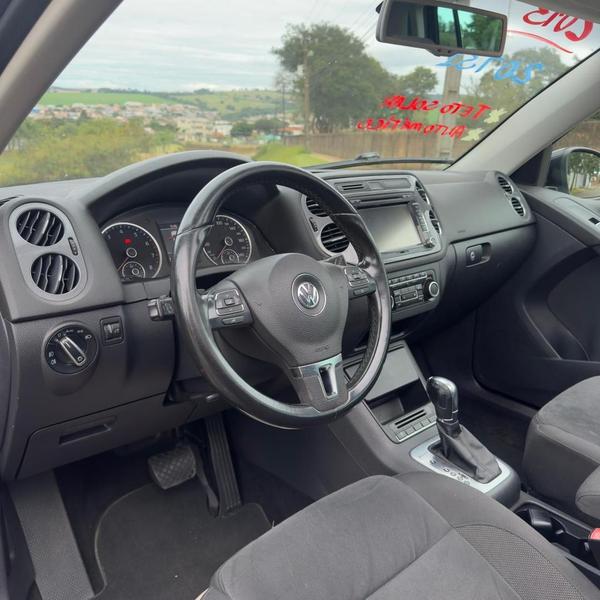 Volkswagen Tiguan 2.0 TSI - foto 8