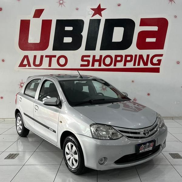 Toyota Etios 2017 à venda