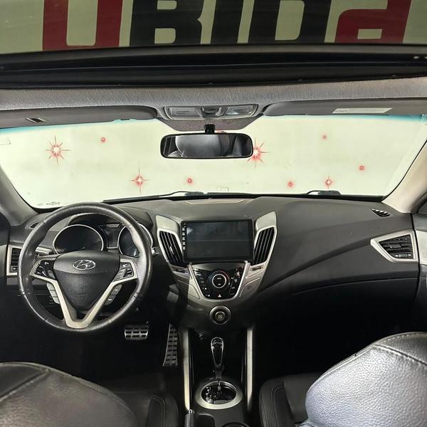 Hyundai Veloster - foto 8