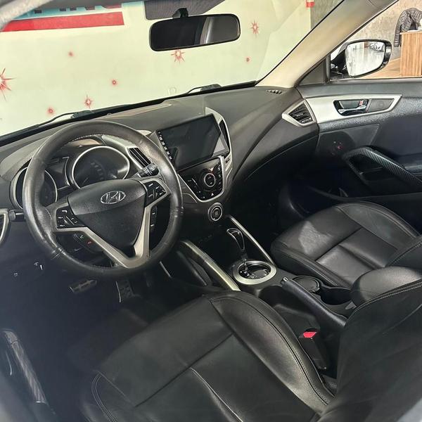 Hyundai Veloster - foto 9