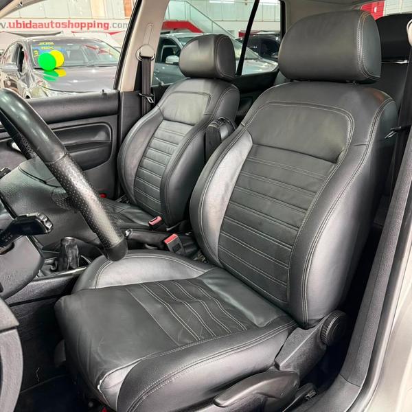 Volkswagen Golf 1.6 Sportline - foto 8