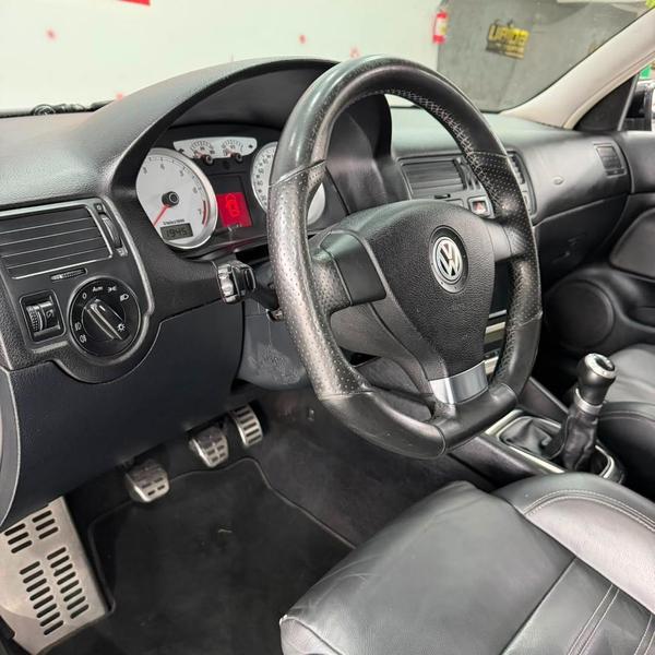 Volkswagen Golf 1.6 Sportline - foto 10