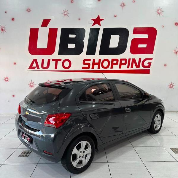 Chevrolet Onix Hatch LT 1.0 8V Flexpower 5P Mec. - foto 4