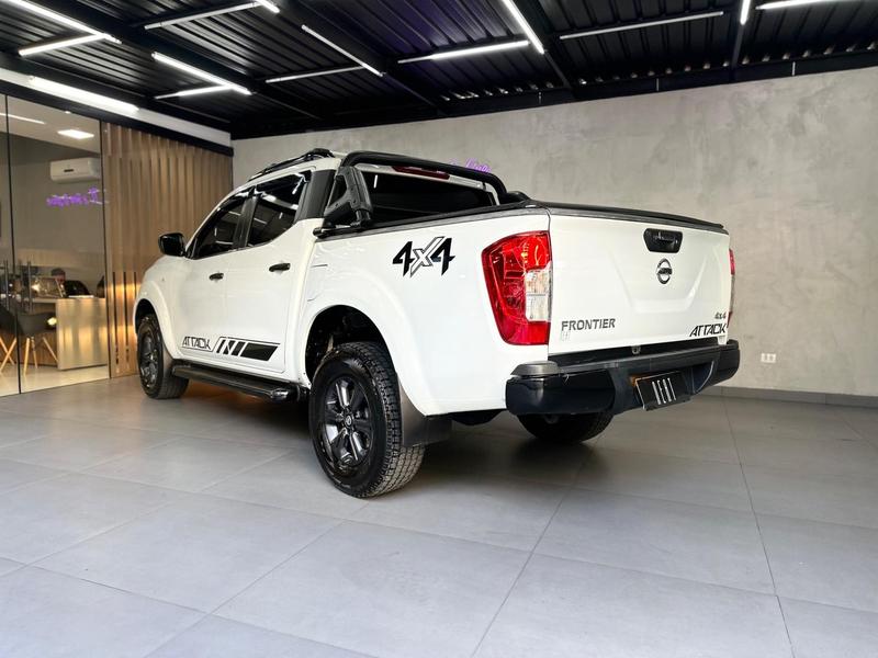 Nissan Frontier Atk X4 - foto 5