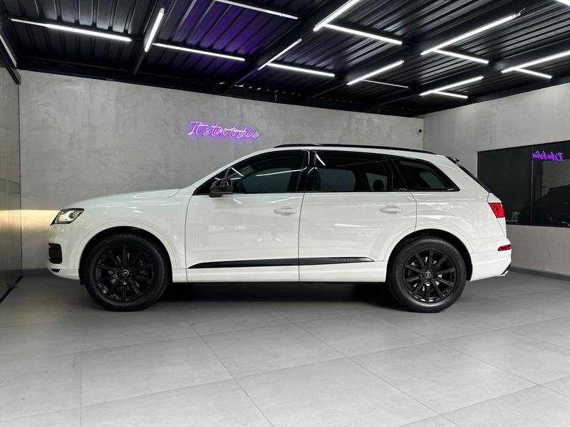 Audi Q7 3.0 TFSI - foto 7
