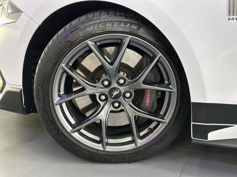 Ford Mustang Mach1 - foto 10