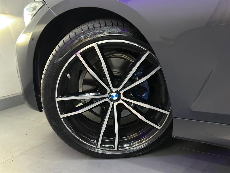 BMW 320i Active Flex - foto 10