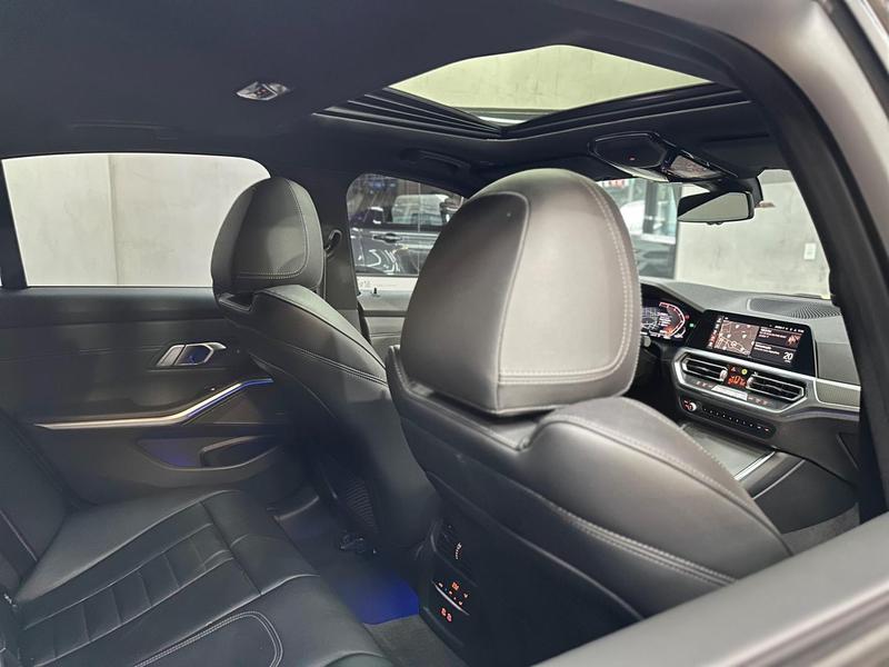 BMW 320i Active Flex - foto 19