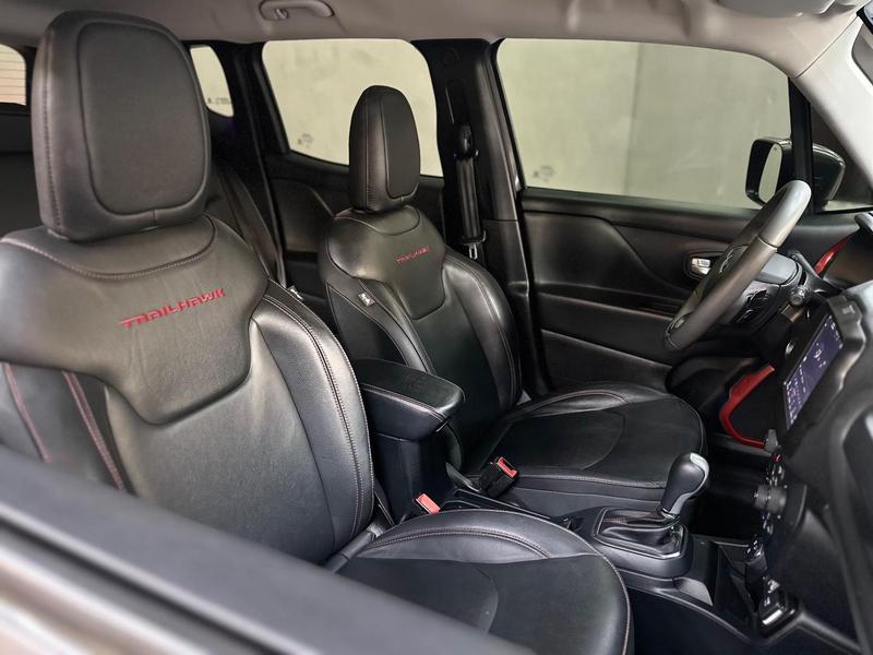 Jeep Renegade Sport T270 1.3 Tb 4X2 Flex Aut. - foto 20