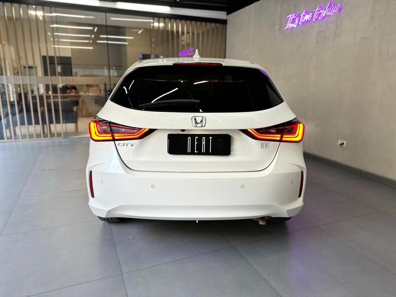 Honda City Hatchback Touring 1.5 Flex 16V Automático - foto 5