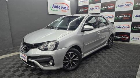 TOYOTA ETIOS 1.5 PLATINUM SEDAN 16V FLEX 4P AUTOMATICO