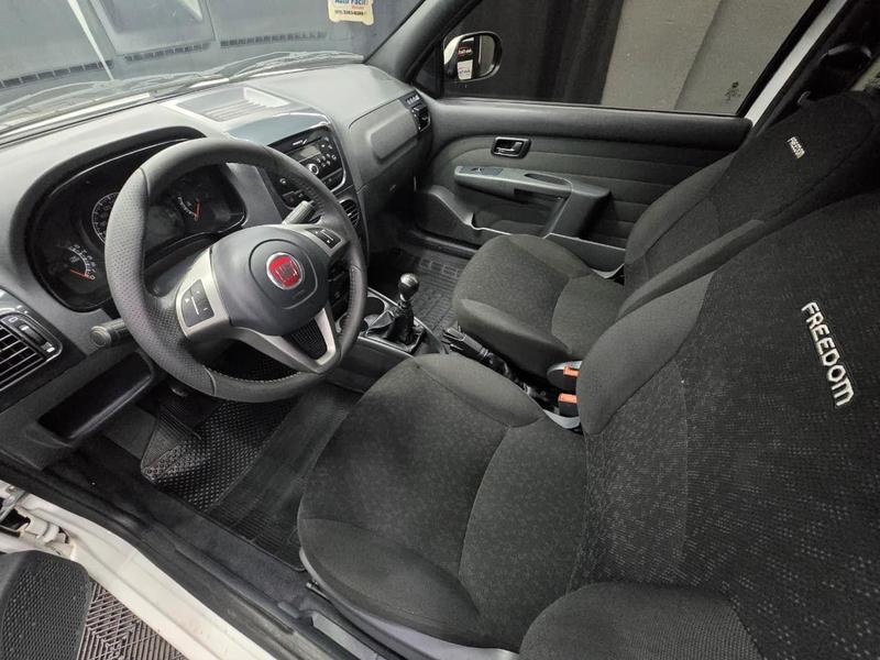 Fiat Strada Freedom Cd - foto 12