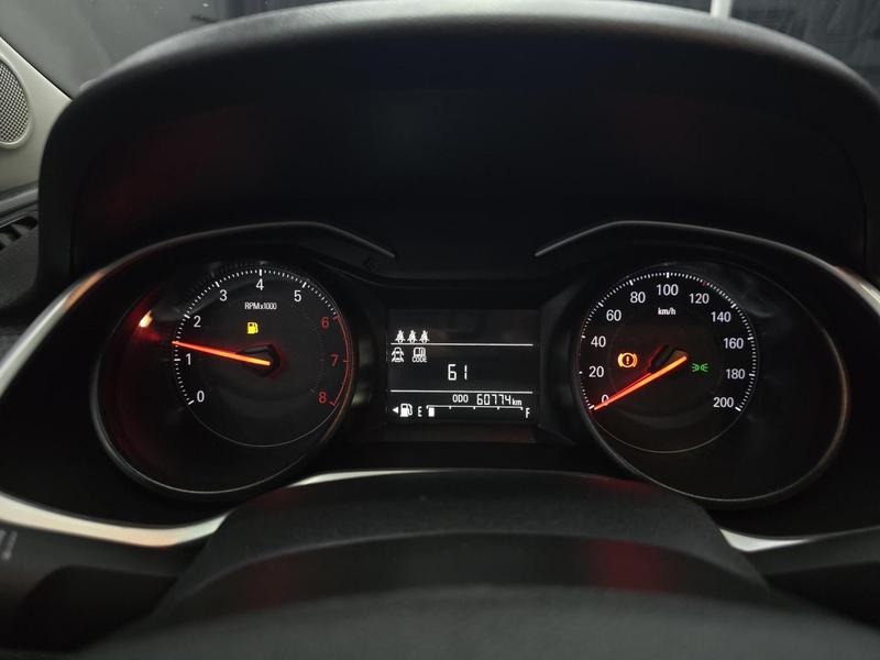 Chevrolet Onix Plus 10tmt - foto 13