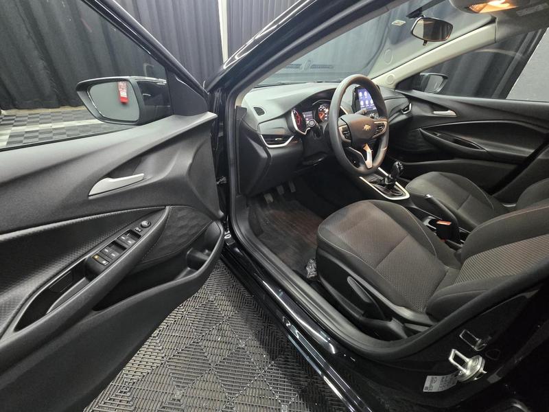 Chevrolet Onix Plus 10tmt - foto 8