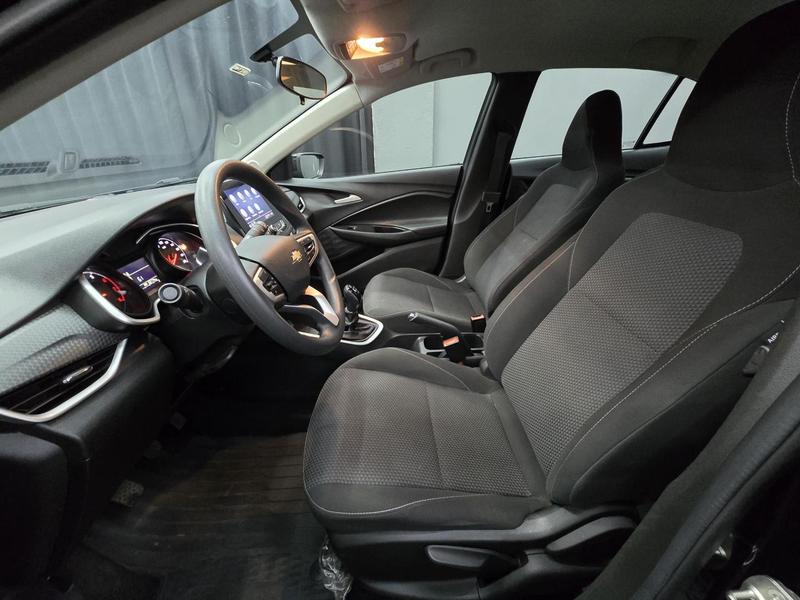 Chevrolet Onix Plus 10tmt - foto 9