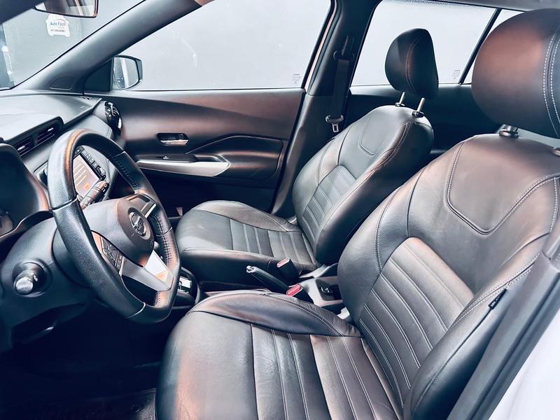 Nissan Kicks Sv CVT - foto 12