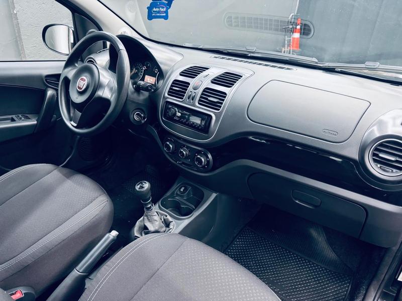 Fiat Siena 1.4 MPI Attractive 8V Flex 4P Manual - foto 14