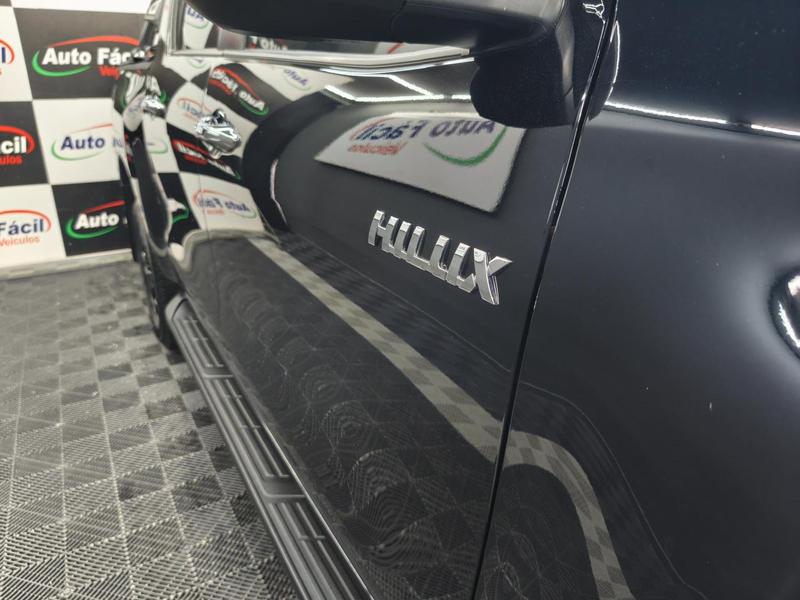 Toyota Hilux Srv Cd 4X4 Automático - foto 9