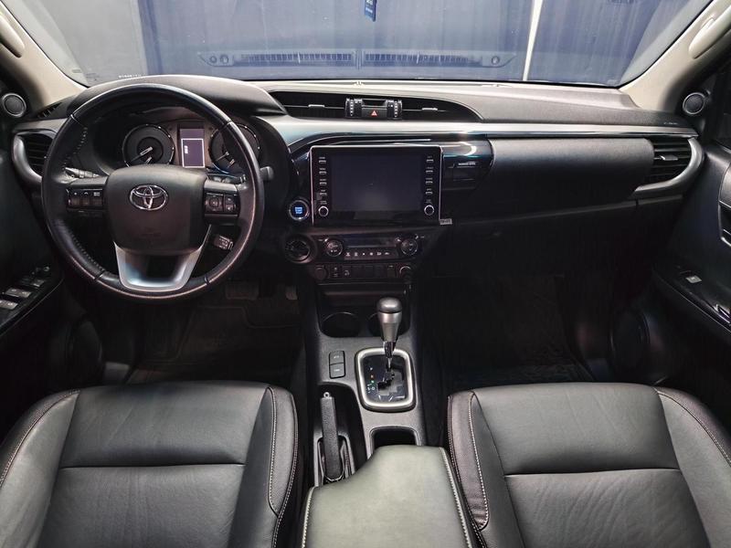 Toyota Hilux Srv Cd 4X4 Automático - foto 18