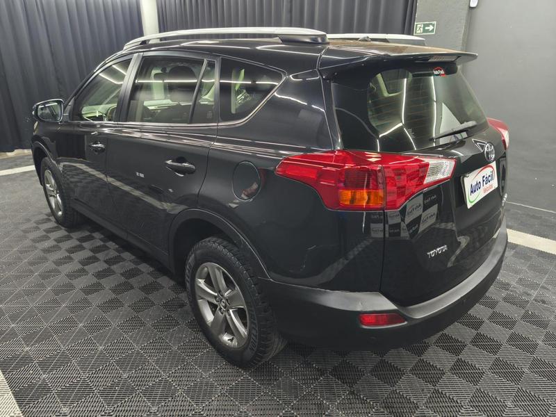 Toyota RAV4 20l 4X2 - foto 5