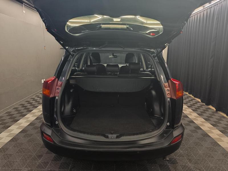 Toyota RAV4 20l 4X2 - foto 16