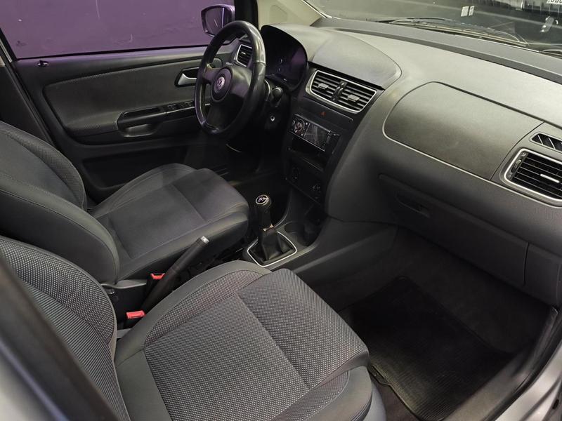 Volkswagen Fox 1.6 Gii - foto 12