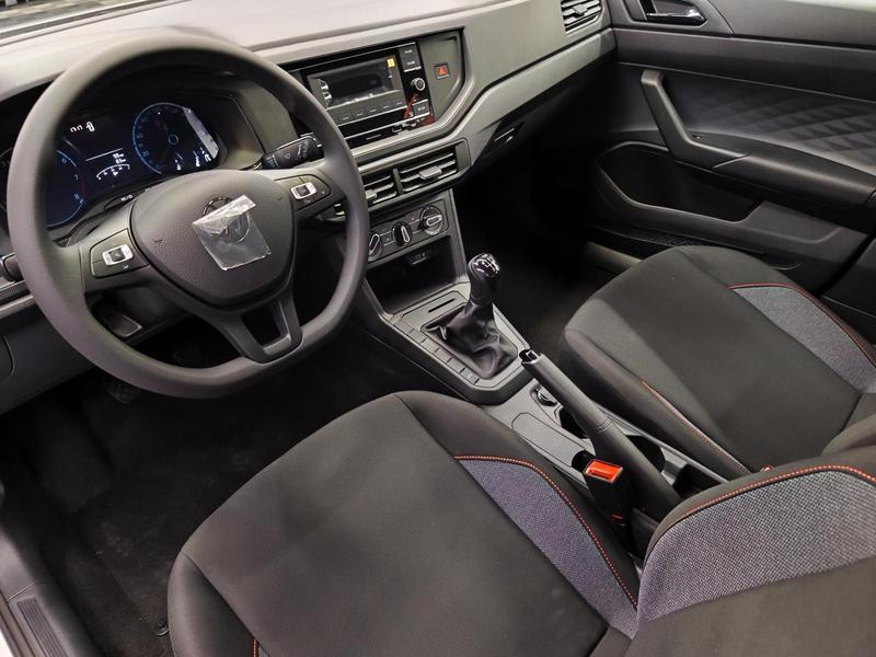 Volkswagen Polo Track 1.0 Flex 12V 5P - foto 9