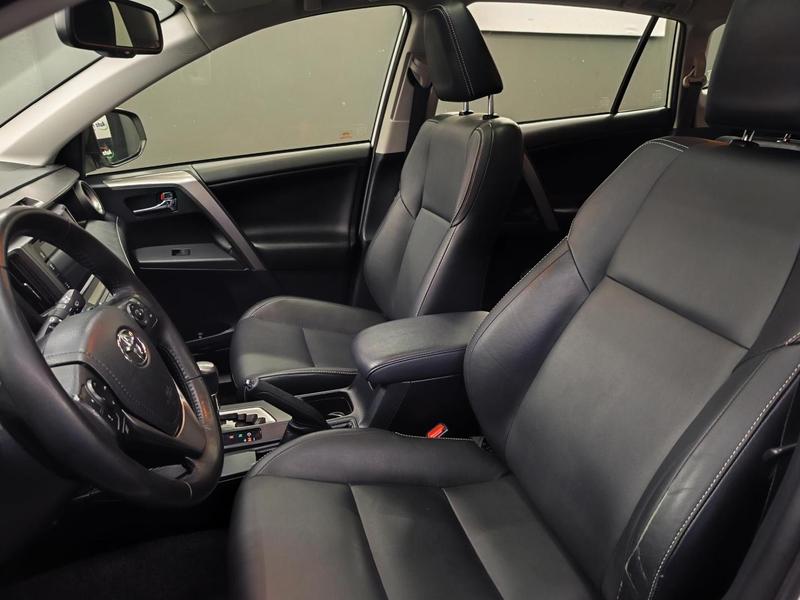 Toyota RAV4 4X2 20l - foto 10