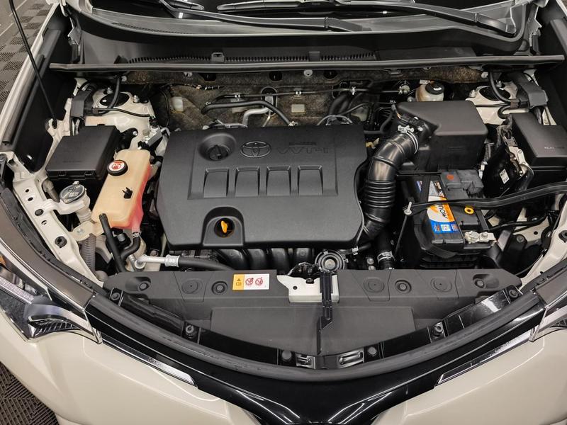 Toyota RAV4 4X2 20l - foto 18