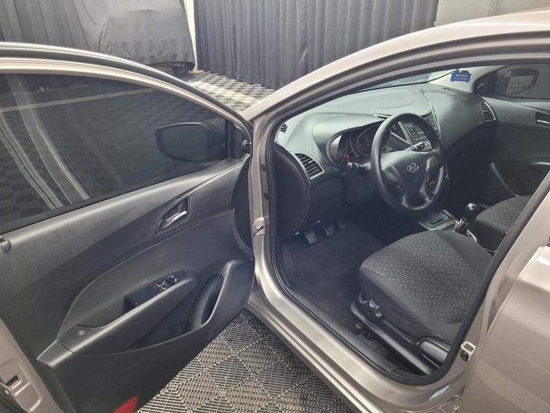 Hyundai HB20 1.0 Comfort Style 12V Flex 4P Manual - foto 8