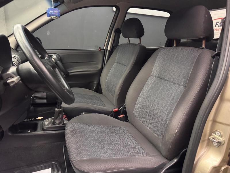 Chevrolet Corsa Life - foto 10