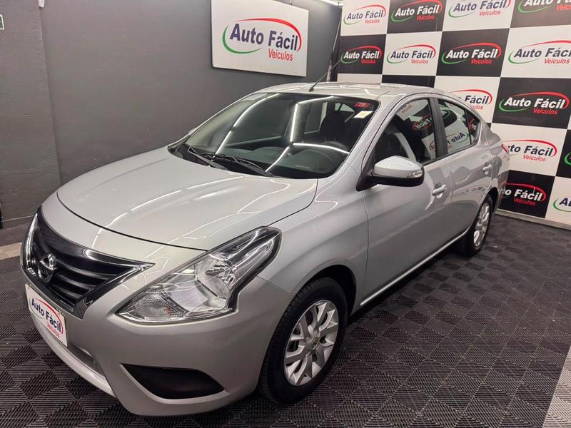 Nissan Versa 16sv CVT - foto 2