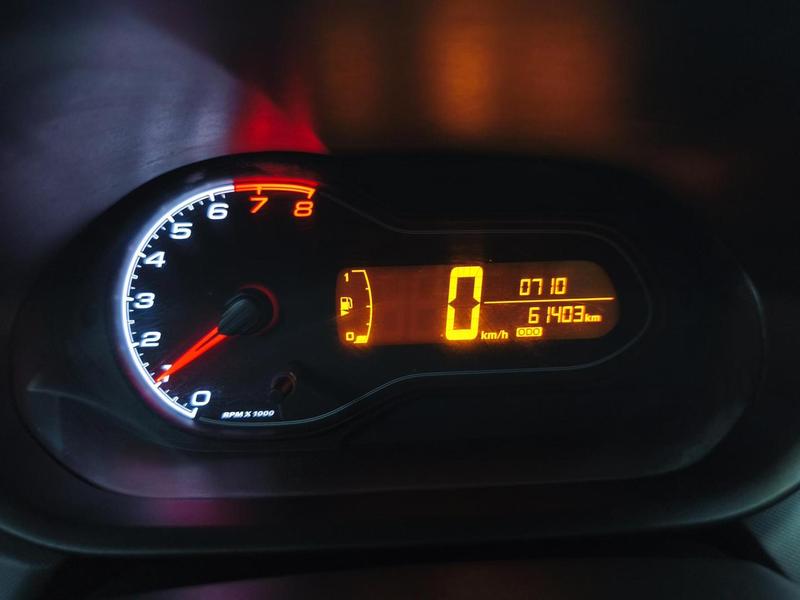 Chevrolet Onix Plus Joy Black - foto 14