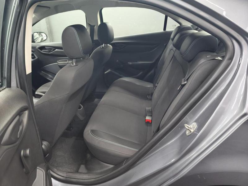 Chevrolet Onix Plus Joy Black - foto 15