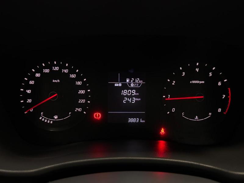 Hyundai HB20S Comfort Plus 1.0 12V Flex Mec - foto 9