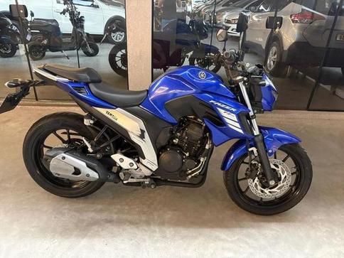 YAMAHA FZ25 FAZER
