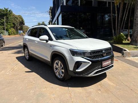 VOLKSWAGEN TAOS CL TSI AE