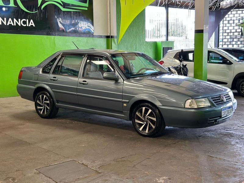 VOLKSWAGEN SANTANA