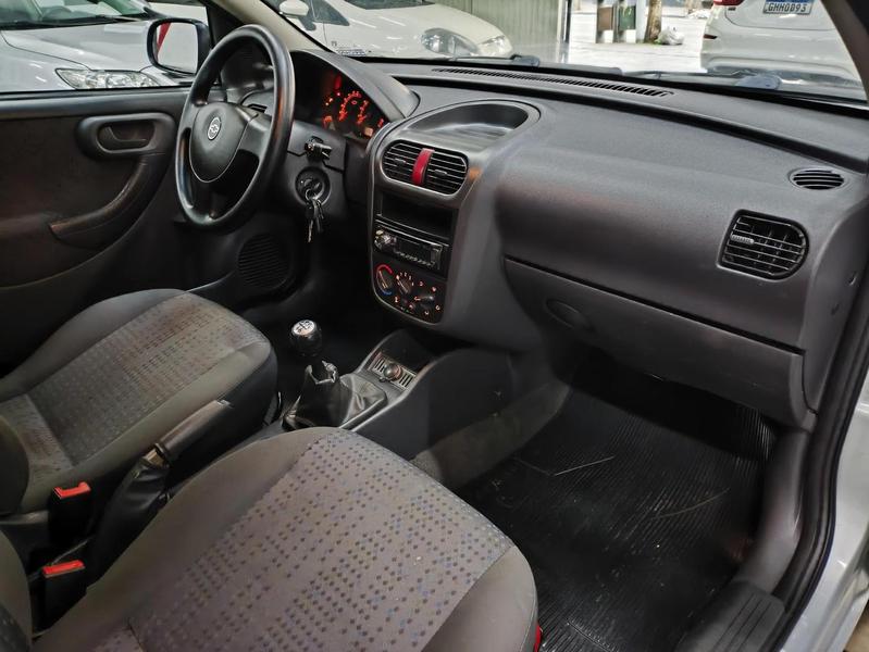 Chevrolet Montana Conquest - foto 12