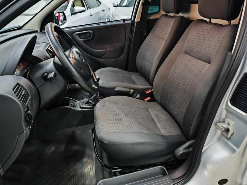 Chevrolet Montana Conquest - foto 13