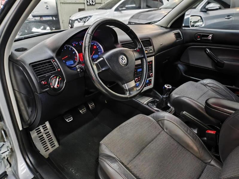 Volkswagen Golf 1.6 Sportline - foto 8