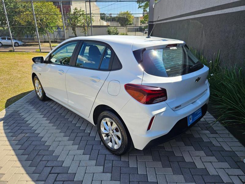 Chevrolet Onix Hatch LT 1.0 12V Flex 5P Mec - foto 4