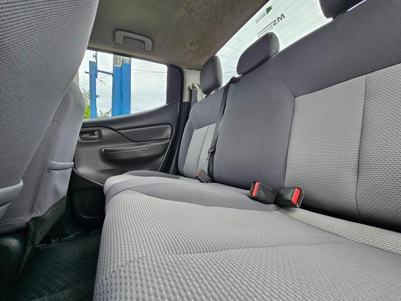 Mitsubishi L200 Triton Gl 2.4 Tb Diesel 4X4 Manual - foto 10