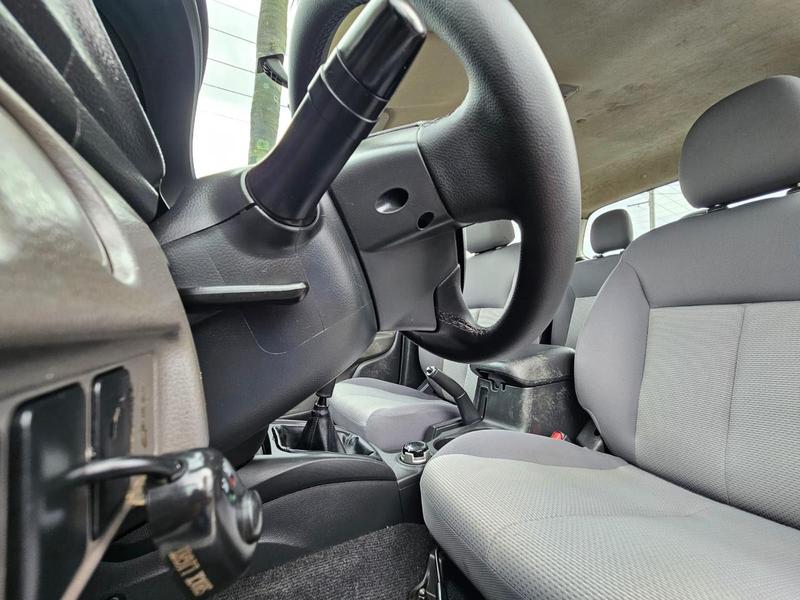 Mitsubishi L200 Triton Gl 2.4 Tb Diesel 4X4 Manual - foto 11