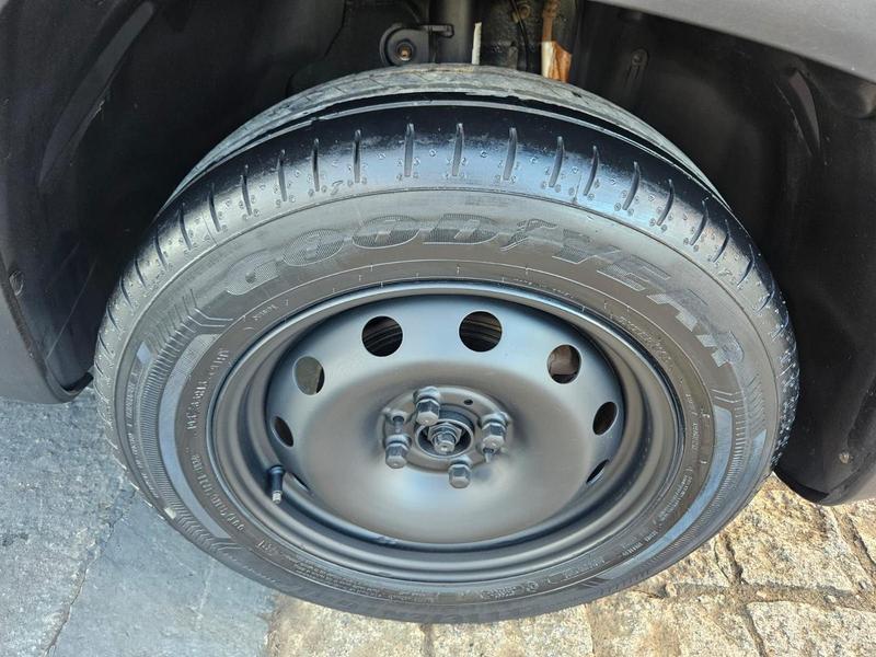 Fiat Strada Endurance Cs 1.4 Flex Manual - foto 11