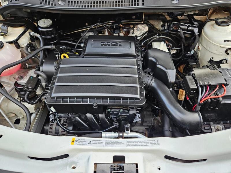 Volkswagen Saveiro Robust 1.6 Total Flex 16V - foto 13