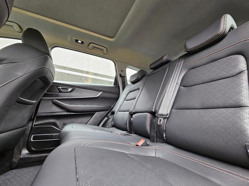 Caoa Chery Tiggo 8 Founder S Edition 1.6 TGDI Aut. - foto 11